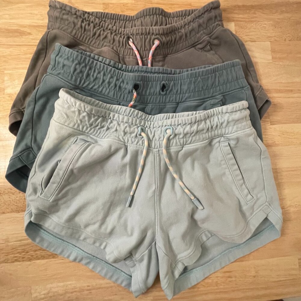 Athleta Girl All Play Farallon Short LOT M/8-10